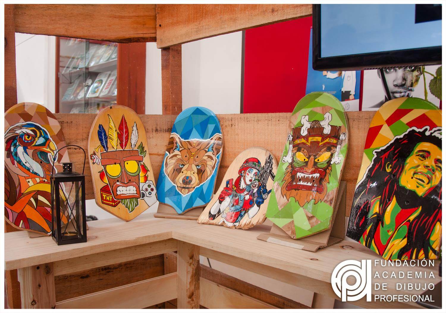 Jolou-Exhibición-Piezas-Artesanales-fadp